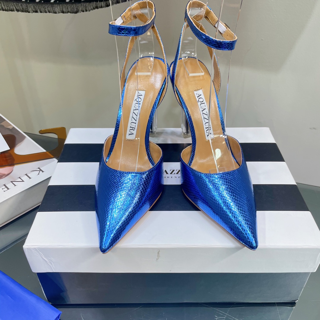 AQUAZZURA