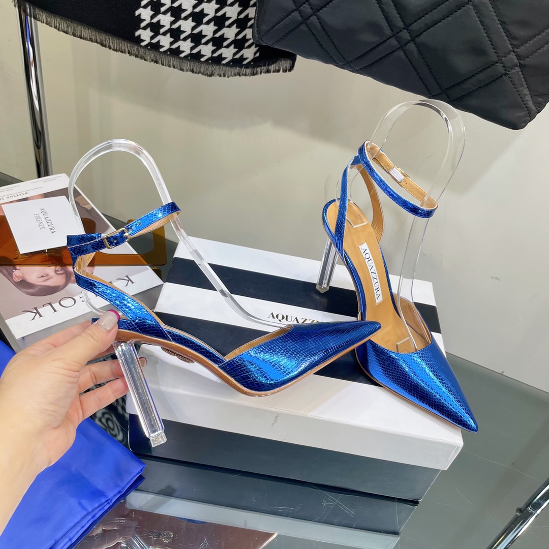 AQUAZZURA