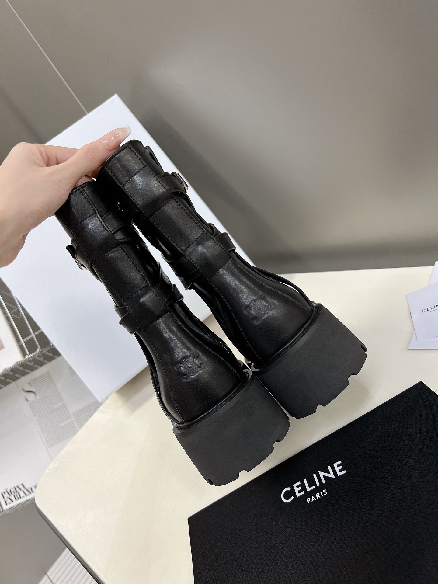 CELINE