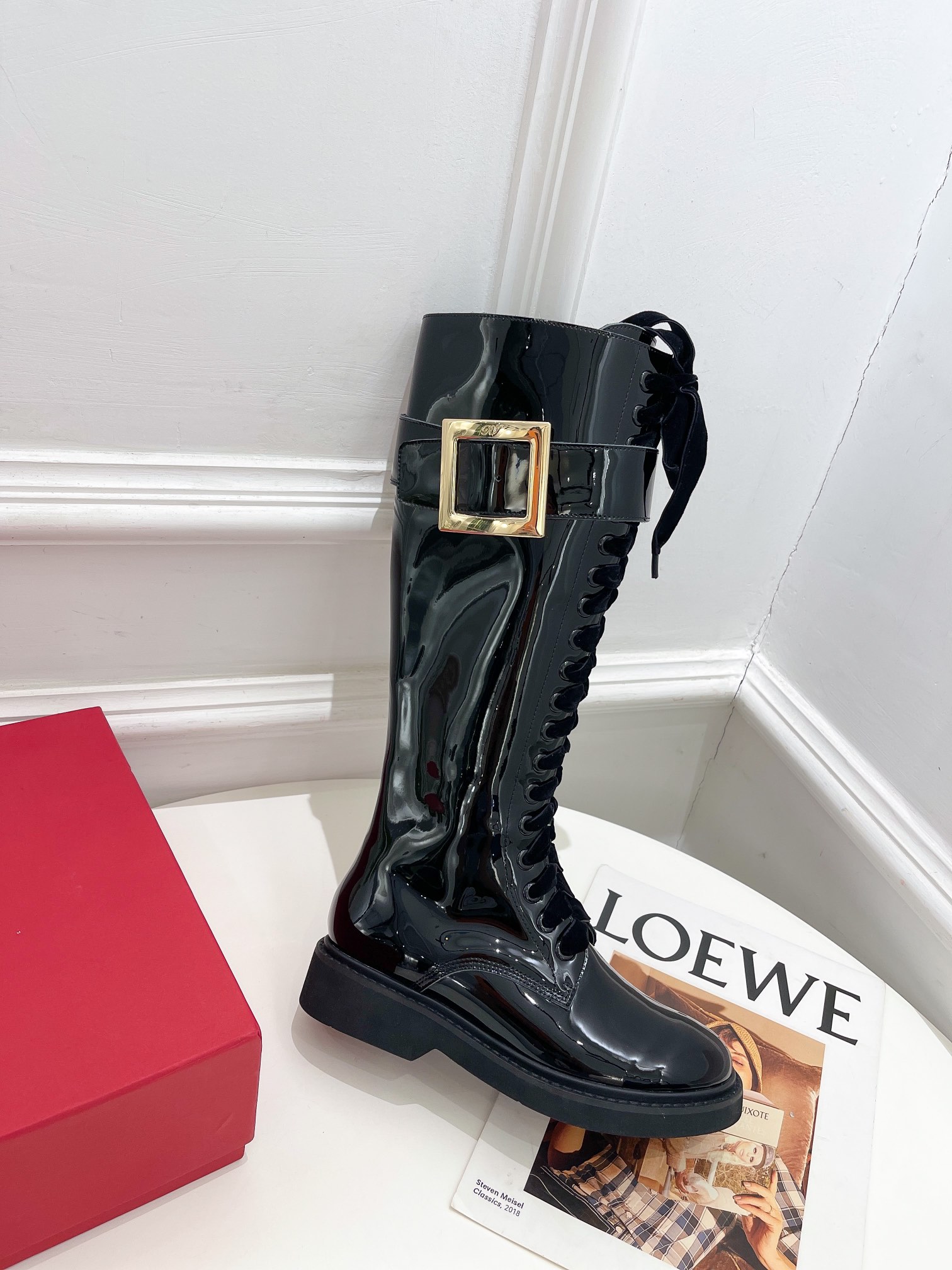 ROGER VIVIER 로저비비에 230110242