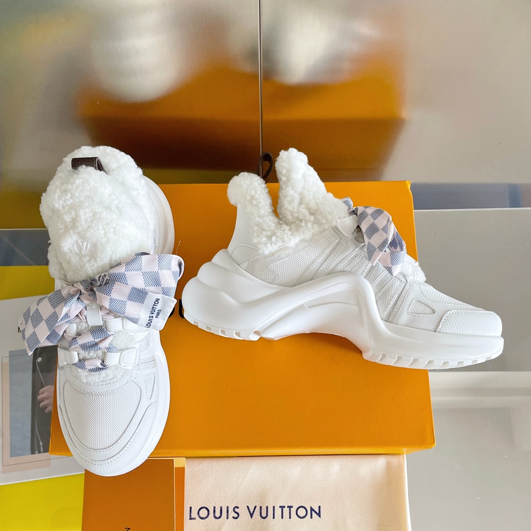 LOUIS VUITTON 루이비통230110398