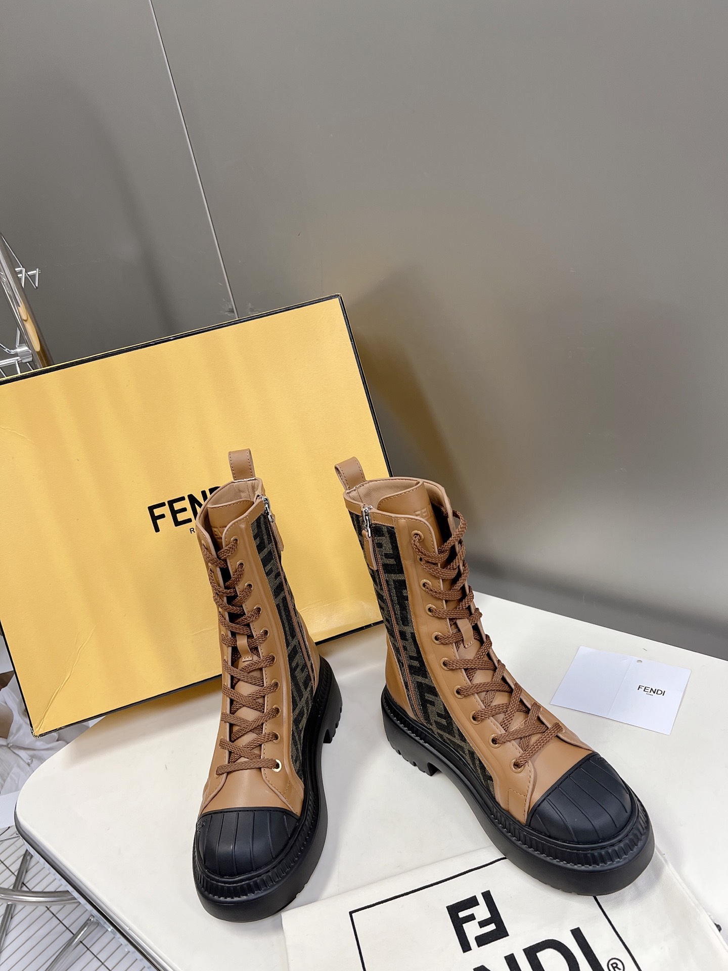 FENDI 펜디 230110454