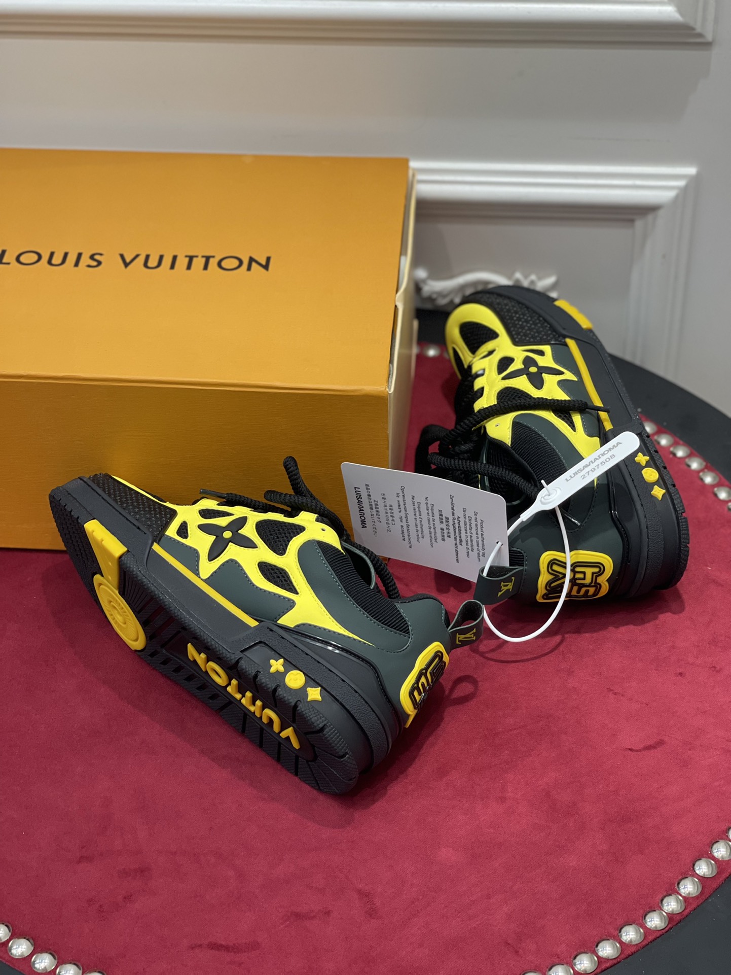 LOUIS VUITTON 루이비통 230110547