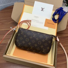 LOUIS VUITTON 루이비통 포쉐트 액세서리 NM M40712