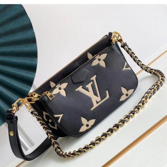 LOUIS VUITTON 루이비통 멀티 포쉐트 악세수아 M45777