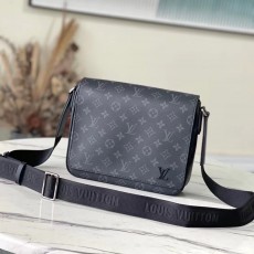 LOUIS VUITTON 루이비통 디스트릭트 PM M46255