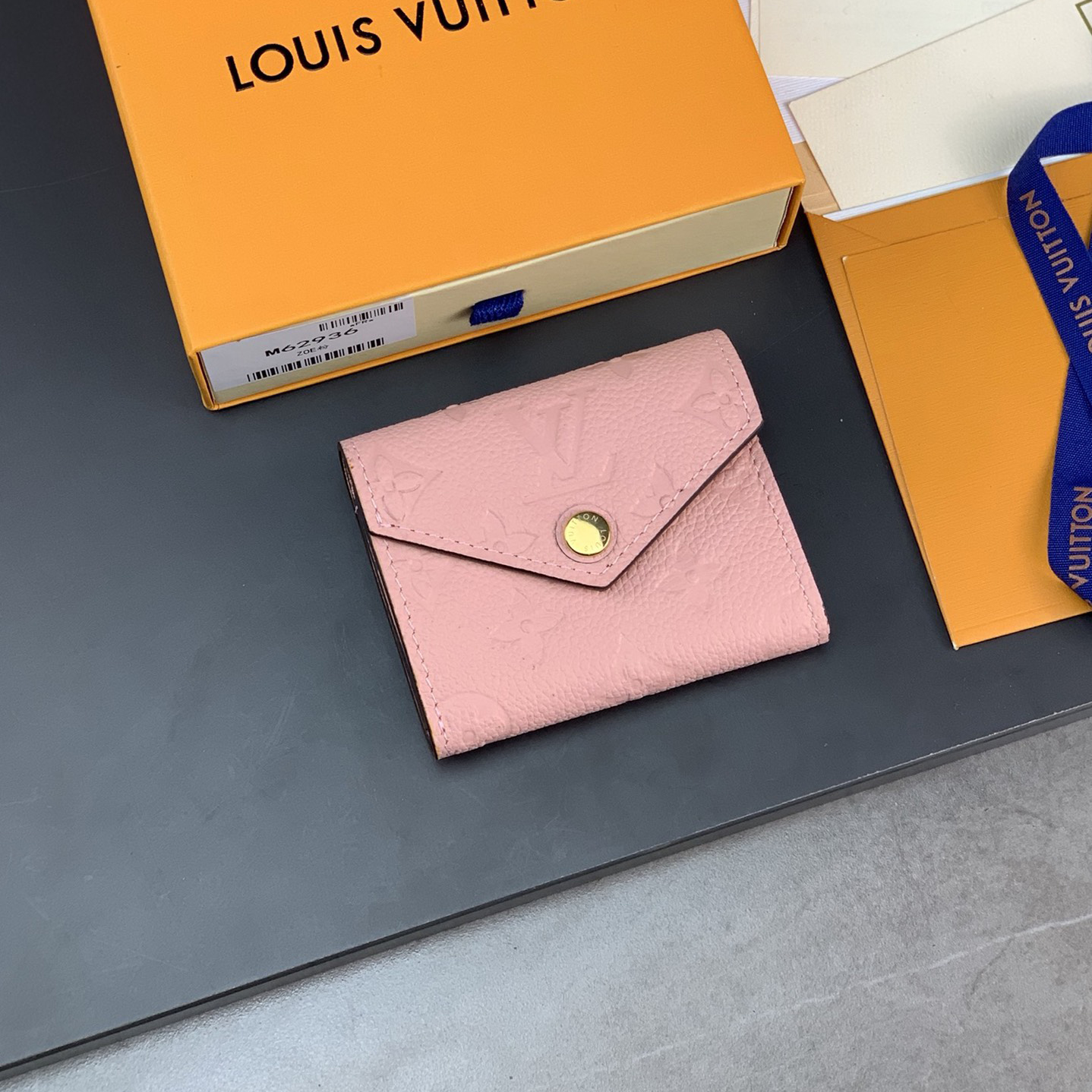 LOUIS VUITTON 루이비통 조에 월릿 M62935