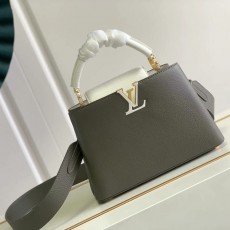 LOUIS VUITTON 루이비통 카퓌신 BB M21045